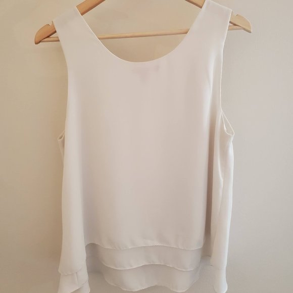 Joe Fresh Sleeveless Flowy Top - Picture 5 of 6